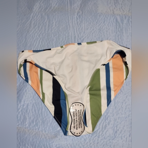 NWT CUPSHE SIZE XL. Colorful Striped Bikini Bottom - Picture 9 of 11